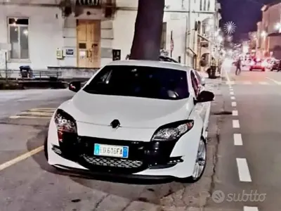 Usata Renault Mégane Coupé R.S. 2010 Bianco Coupé
