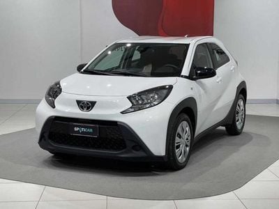 Usata Toyota Aygo X Active 72 CV (52 kW) 2022 Bianco SUV