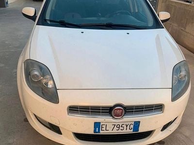 Usata Fiat Bravo 120 CV (88 kW) 2012 Bianco Utilitaria