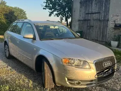Usata Audi A4 131 CV (96 kW) 2005 Grigio Station wagon