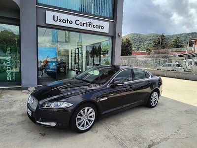 Usata Jaguar XF Premium Luxury 200 CV (147 kW) 2014 Grigio scuro Berlina