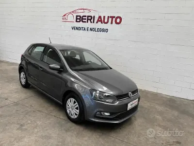 Usata VW Polo Business 75 CV (55 kW) 2015 Grigio Berlina