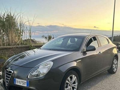 Usata Alfa Romeo Giulietta Distinctive 105 CV (77 kW) 2011 Utilitaria