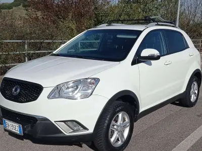Usata SsangYong Korando 136 CV (100 kW) 2012 Bianco SUV