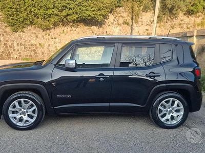 Usata Jeep Renegade Limited 120 CV (88 kW) 2016 SUV
