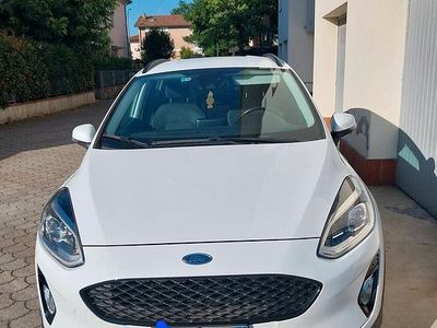 Usata Ford Fiesta Active 85 CV (62 kW) 2018 Bianco Utilitaria