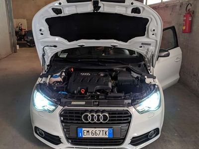 usata Audi A1 1.6 tdi Ambition s-tronic