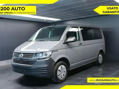 Usata VW Caravelle Trendline 110 CV (80 kW) 2022 Grigio Furgone