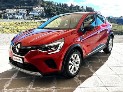 Usata Renault Captur Zen 95 CV (69 kW) 2020 Rosso SUV