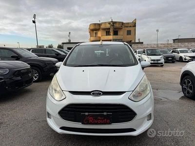 Usado Ford B-MAX Business Edition 90 CV (66 kW) 2015 Blanco Monovolumen