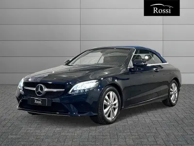 Usata Mercedes 220 194 CV (142 kW) 2019 Cabrio