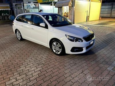 usata Peugeot 308 SW Business 1.5