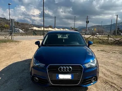 Usata Audi A1 90 CV (66 kW) 2013 Blu Utilitaria