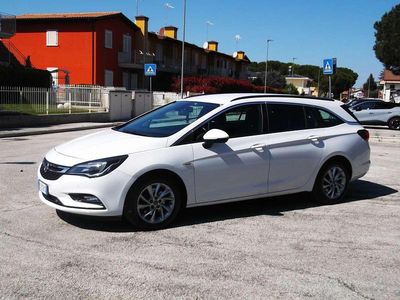 Usata Opel Astra Sport 136 CV (100 kW) 2019 Bianco Station wagon