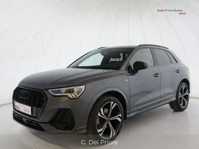 Usata Audi Q3 Ambiente 150 CV (110 kW) 2023 Grigio SUV