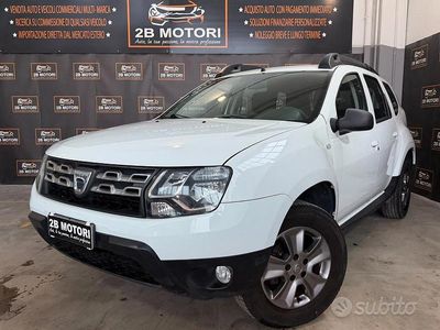 Usata Dacia Duster Lauréate 110 CV (80 kW) 2015 Bianco SUV