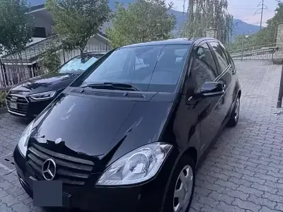 Usata Mercedes A160 Executive 82 CV (60 kW) 2011 Nero Utilitaria