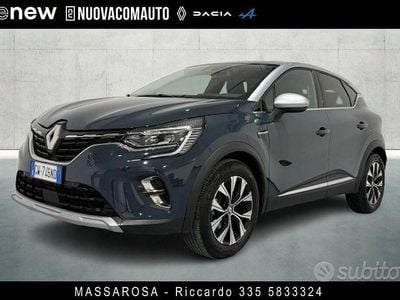 Usata Renault Captur Techno 145 CV (106 kW) 2024 Grigio SUV