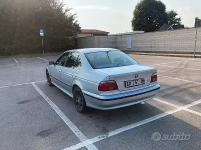Usata BMW 520 150 CV (110 kW) 1996 Grigio Berlina