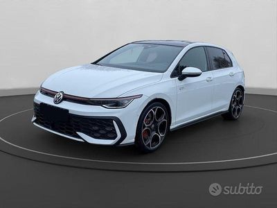 Usata VW Golf VIII GTI 265 CV (194 kW) 2025 Bianco Berlina