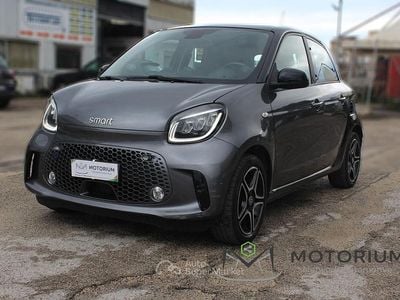 Usata Smart ForFour Electric Drive Pulse 41 kW (56 CV) 2021 Grigio SUV