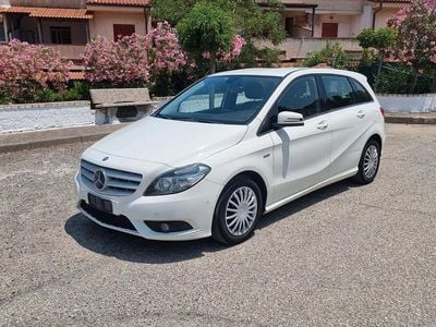 Mercedes B180
