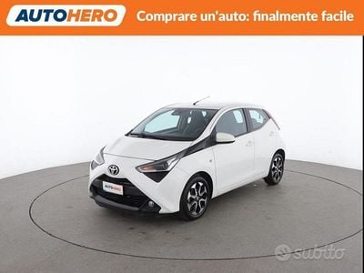 Usata Toyota Aygo Connect Style 72 CV (52 kW) 2019 Bianco Utilitaria