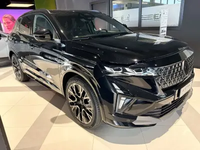 Nuova Renault Austral Esprit Alpine 131 CV (96 kW) 2026 Nero metallizzato SUV