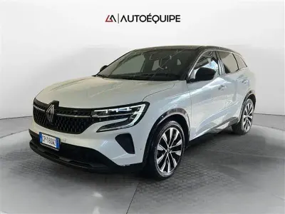 Usata Renault Austral Techno 200 CV (147 kW) 2023 Bianco SUV