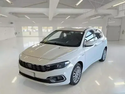 Occasion Fiat Tipo Business 130 ch (95 kW) 2022 Blanc Berline