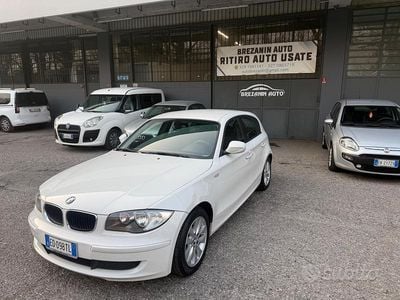 Usata BMW 116 116 CV (85 kW) 2010 Bianco Utilitaria