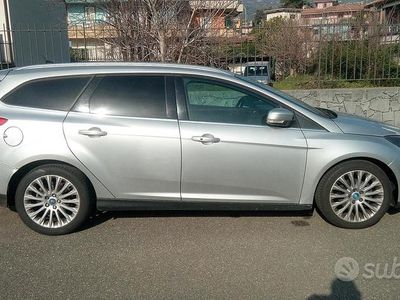 Usata Ford Focus 115 CV (84 kW) 2011 Grigio Station wagon