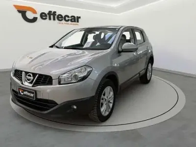 Usata Nissan Qashqai Tekna 110 CV (80 kW) 2013 Argento SUV