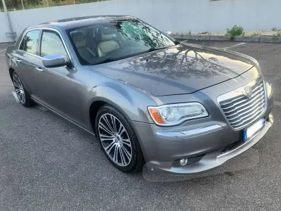 Usata Lancia Thema Platinum 239 CV (175 kW) 2013 Grigio Berlina