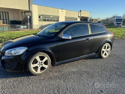 Usata Volvo C30 115 CV (84 kW) 2011 Nero Utilitaria