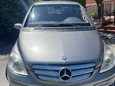 Usata Mercedes B180 109 CV (80 kW) 2006 Grigio Monovolume