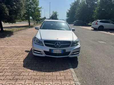 Usata Mercedes C220 Avantgarde 170 CV (125 kW) 2012 Argento Station wagon