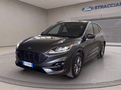 Usata Ford Kuga ST-Line 120 CV (88 kW) 2024 Grigio metallizzato SUV