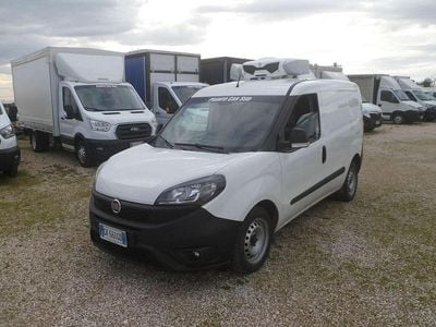 Usata Fiat Doblò 105 CV (77 kW) 2023 Bianco Monovolume