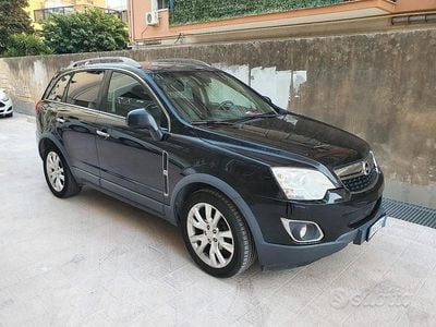 Usata Opel Antara 163 CV (119 kW) 2011 Nero SUV