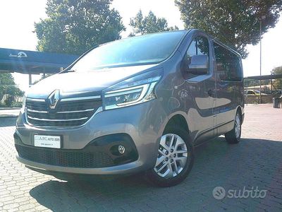 Usata Renault Trafic Zen 145 CV (106 kW) 2020 Grigio Monovolume
