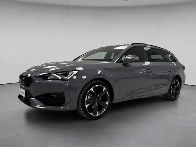 Usata Cupra Leon 150 CV (110 kW) 2023 Grigio pastello Station wagon