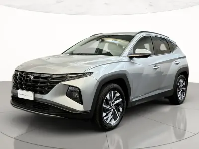 Usata Hyundai Tucson 116 CV (85 kW) 2023 Argento metallizzato SUV
