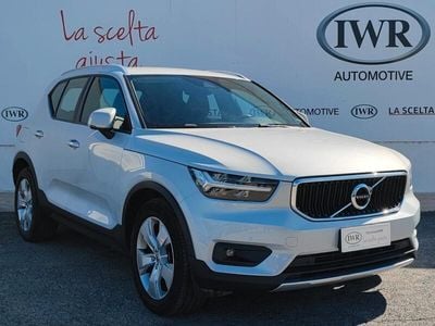 Usata Volvo XC40 Momentum 163 CV (119 kW) 2020 Grigio SUV