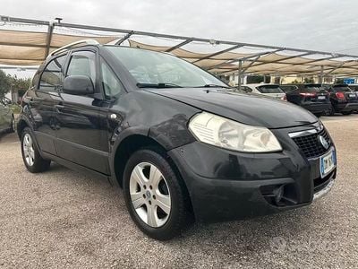 Usata Fiat Sedici 120 CV (88 kW) 2008 Blu SUV