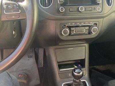 Begagnad VW Golf VI Sport 105 HK (77 kW) 2009 Halvkombi