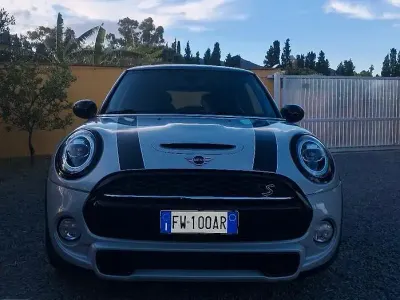 Usata Mini Cooper S 192 CV (141 kW) 2019 Grigio Utilitaria