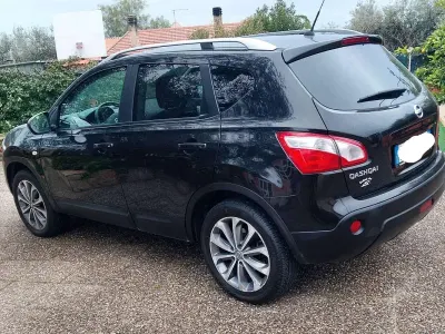 Usata Nissan Qashqai N-TEC 150 CV (110 kW) 2010 Nero SUV