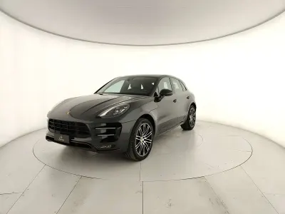 Usata Porsche Macan Turbo Performance Package 441 CV (324 kW) 2018 Grigio SUV