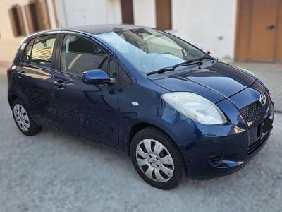 Usata Toyota Yaris 69 CV (50 kW) 2008 Blu/azzurro Utilitaria